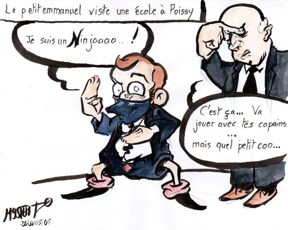 Dessin d'actu par Myster Ty : Macron visite une école à Poissy : "Je suis un Ninja !!!". Blanquer : "C'est ça, va jouer avec tes copains… Petit con."